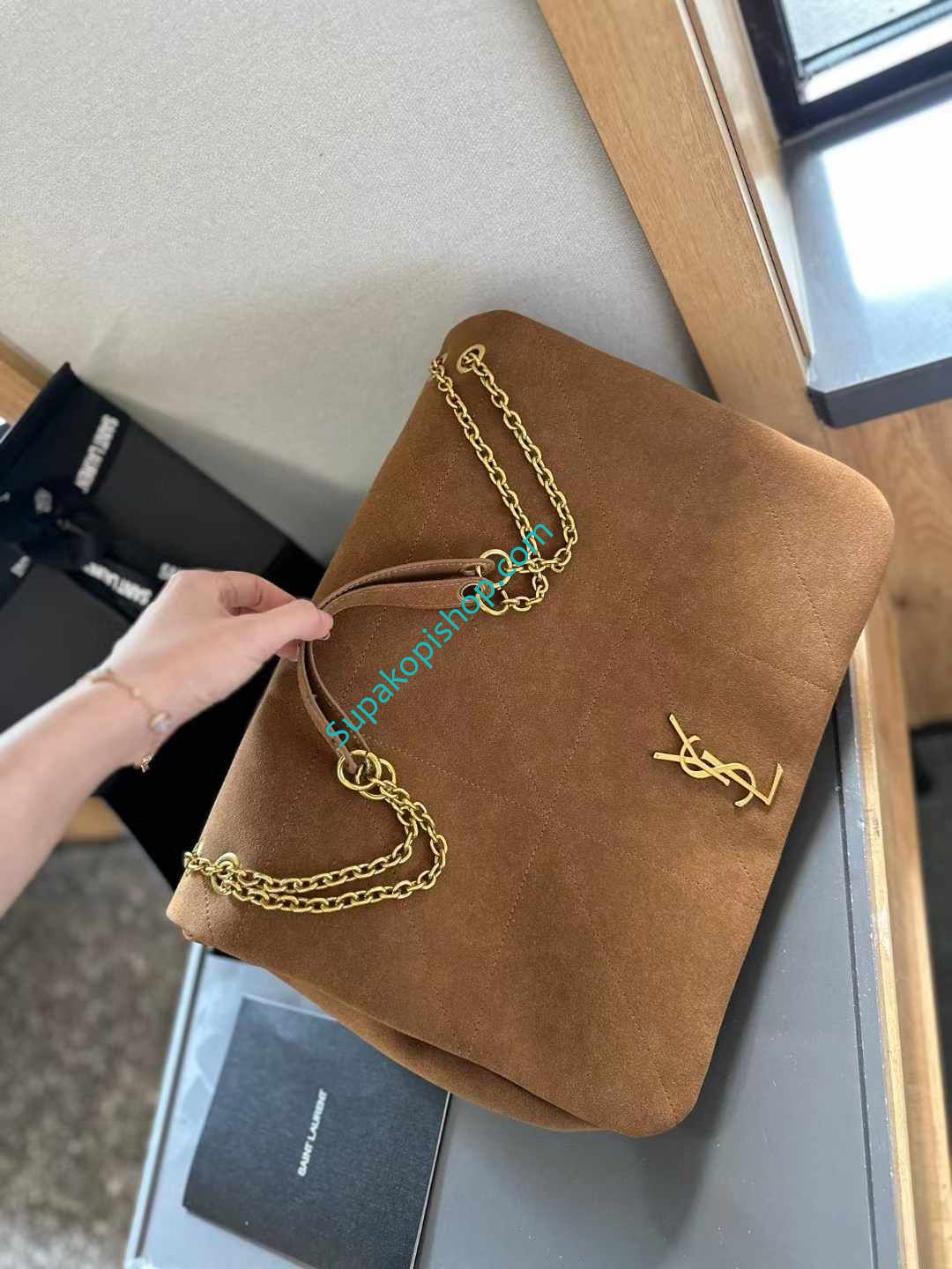 YSL Kate ショルダーバッグ おしゃれ ファション A27450