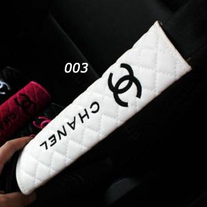 シャネル シートベルトカバー ブランド 車用品 CHANEL シートベルトパッド カー用品