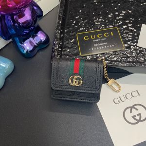 GUCCI Apple AirPods ケース 全機種対応