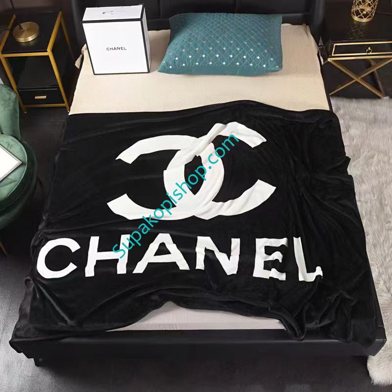 シャネル 毛布 ブランケット 大判 ブランド CHANEL ひざ掛け エアコン毛布 多用途 膝掛け 掛け毛 布 ひざかけ 暖かい 150*200cm 送料無料