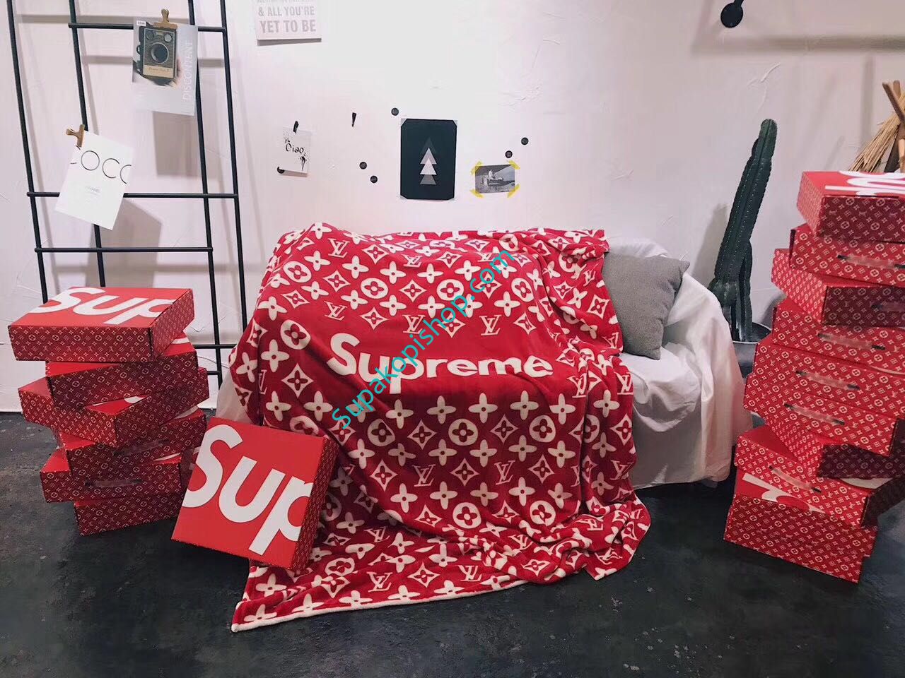 シュプリーム&LVコラボ ブランケット 毛布 柔らか SUPREME ブランド 冬秋 掛け寝具 モノグラム 梨花さん愛用 ひざかけ ブランケット オフィス用