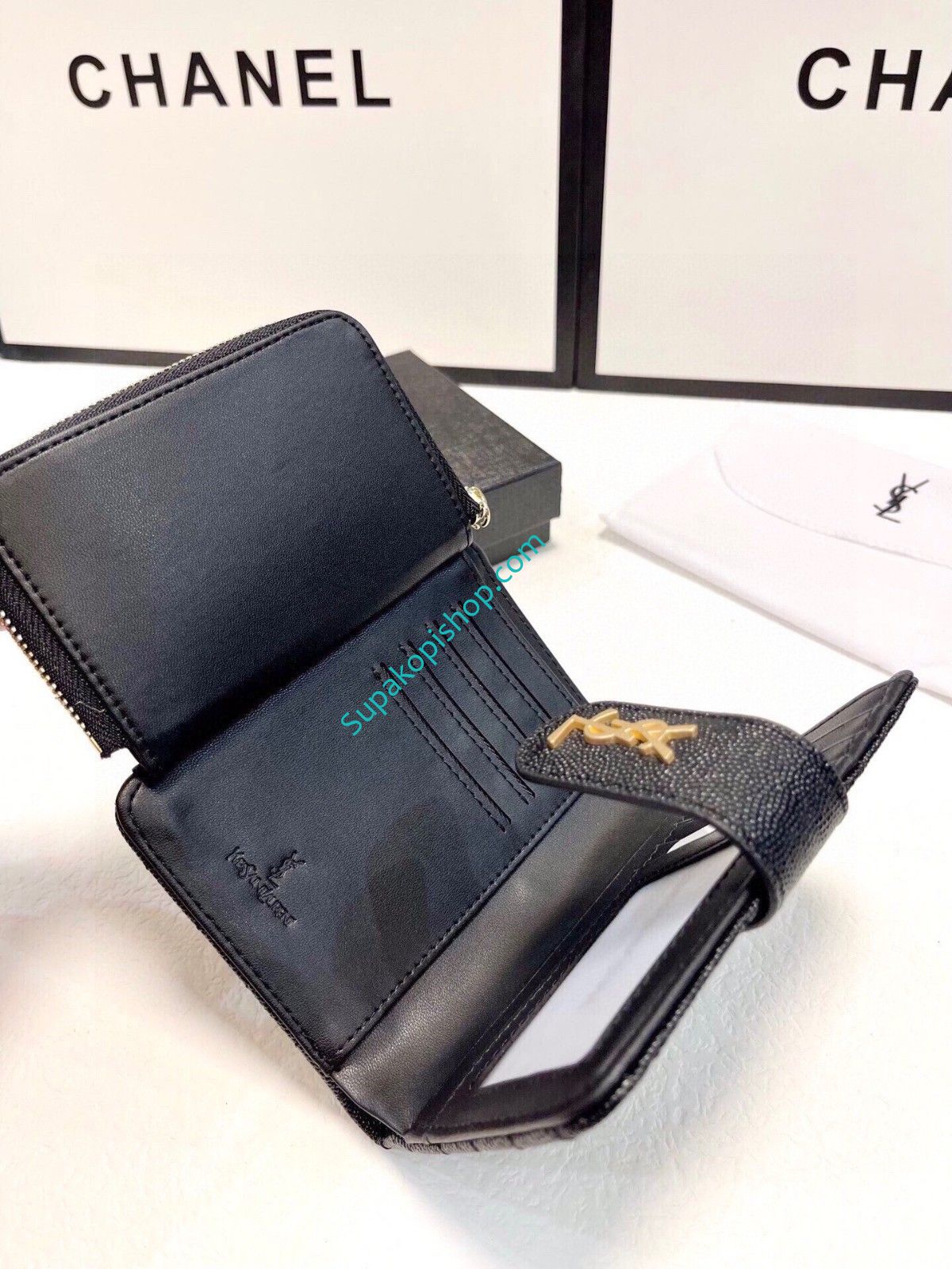 イヴ・サンローラン/YSL 財布 多機能 短財布 レディース A28333