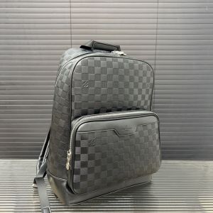 Louisvuitton バックパック　メンズ クラシックで多用途 A28472