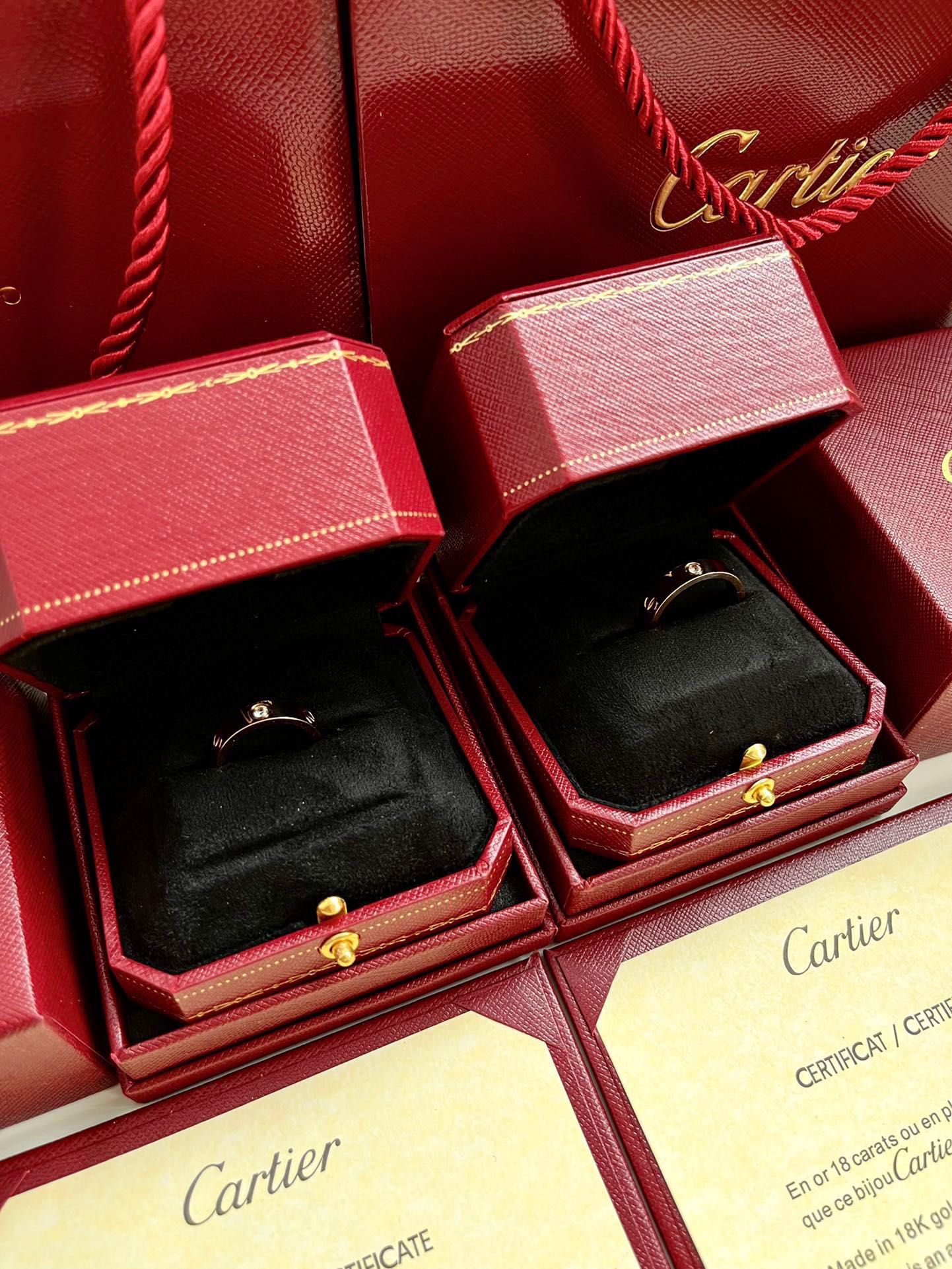 Cartier 指輪 ペアお揃い 可愛い おしゃれ 箱付き A28541