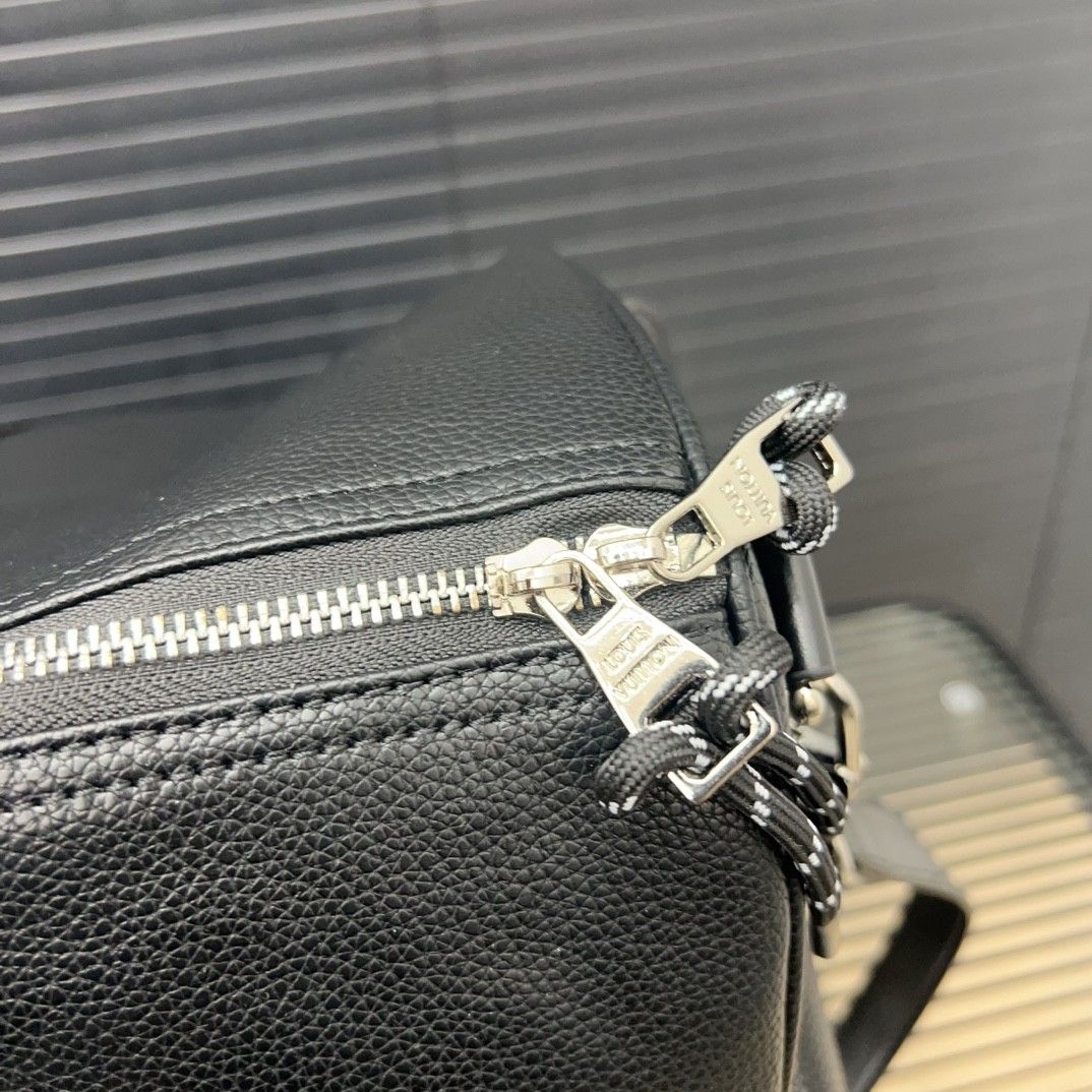 Louisvuitton keepallBandoulière LV Park 50 Khaki 旅行バッグ A28618