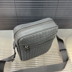 Bottega Veneta ショルダーバッグ 人気 おしゃれ A28649