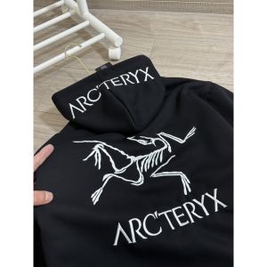 ARC'TERYX アークテリクス パーカー フード付き 刺繍ロゴ A28934