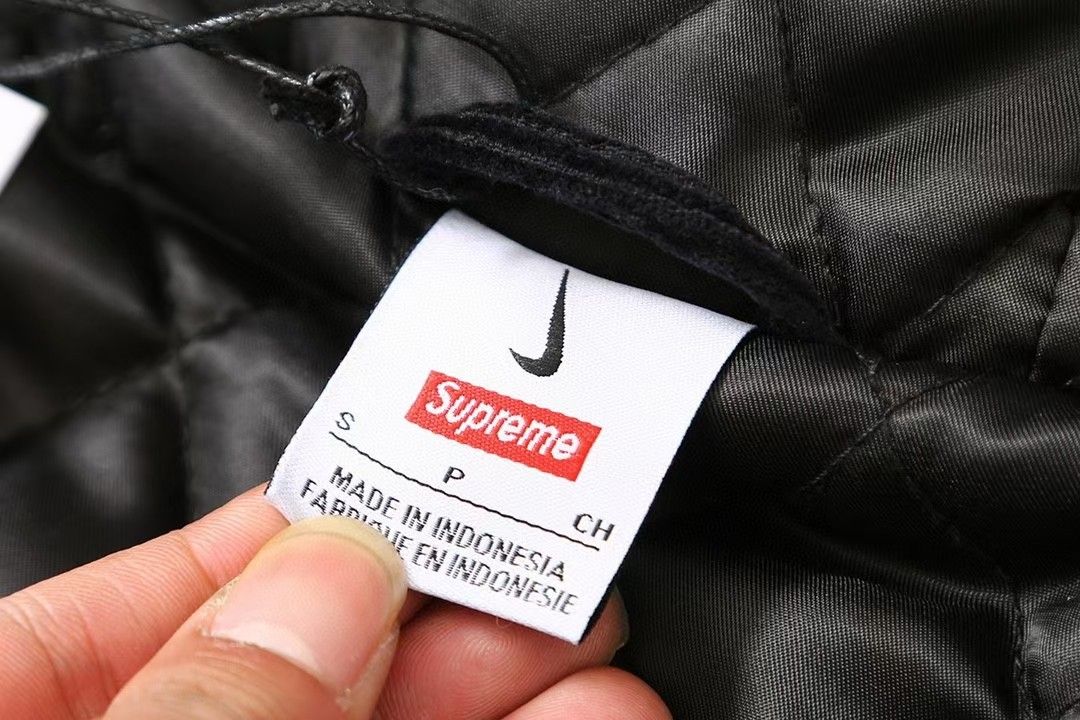 Supreme 22ss Nikeコラボコーデュロイジャケット 中綿 A28972