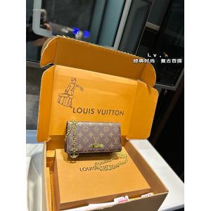 ルイヴィトン Lv Wallet On Chain Lily チェーンバッグ 可愛い A29423