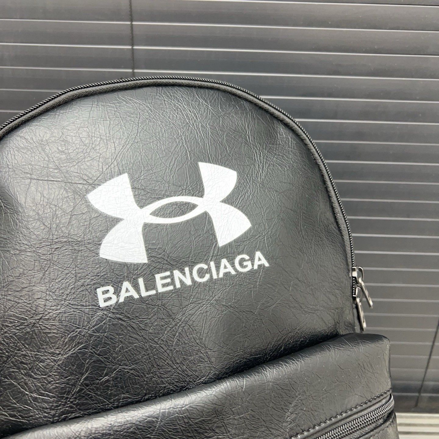 Balenciagax Under Armourコラボリュック ペアお揃い A29591