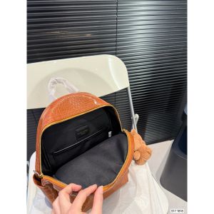 イブサンローラン バックパック 見た目が良い おしゃれ A29653