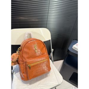 イブサンローラン バックパック 見た目が良い おしゃれ A29653