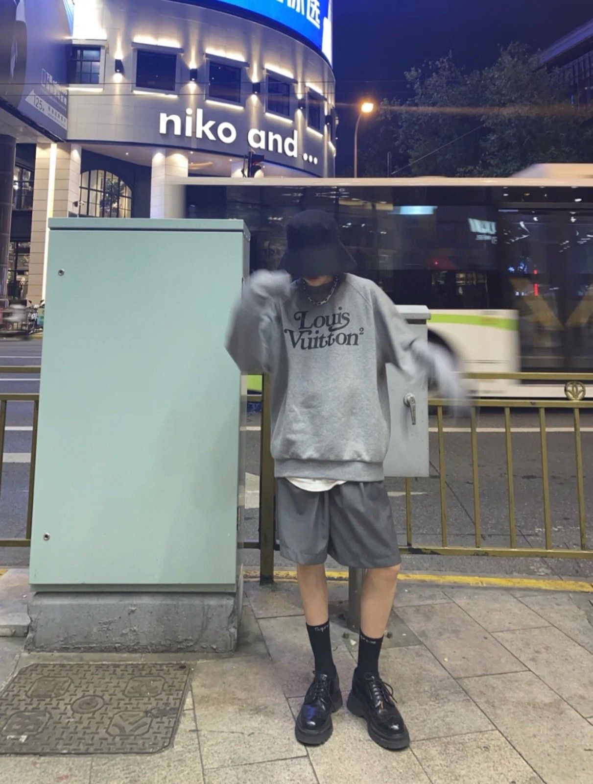 LV × Nigo 25SSコラボトレーナー 男女兼用 ファション A29705