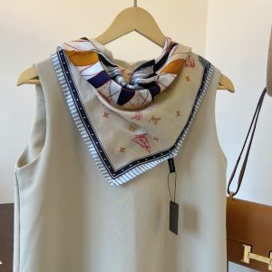 ルイヴィトン シルク 洋服合わせに欠かせないアイテム A29715