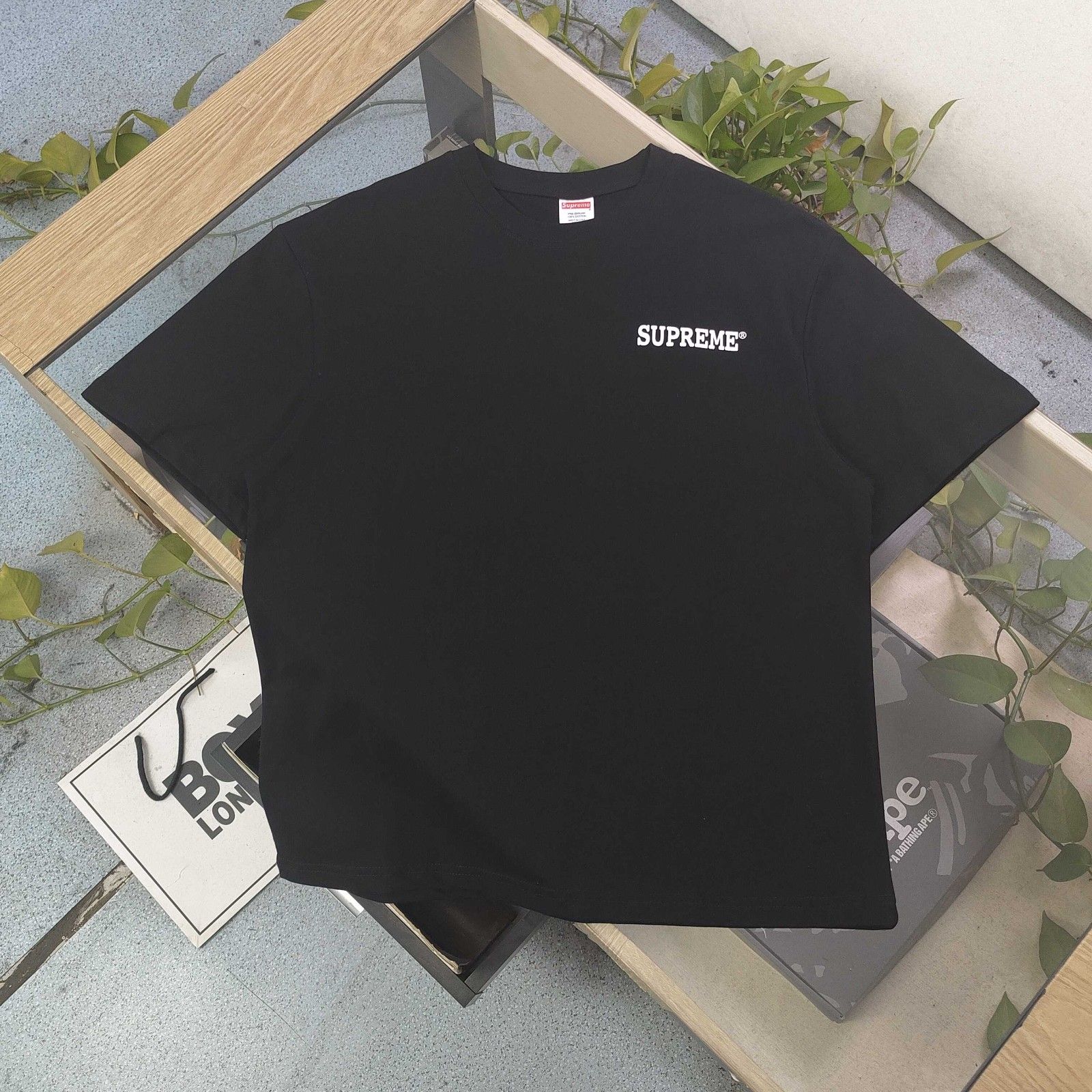 シュプリーム Supreme WEEKI短袖Ｔシャツ 人気 A29754