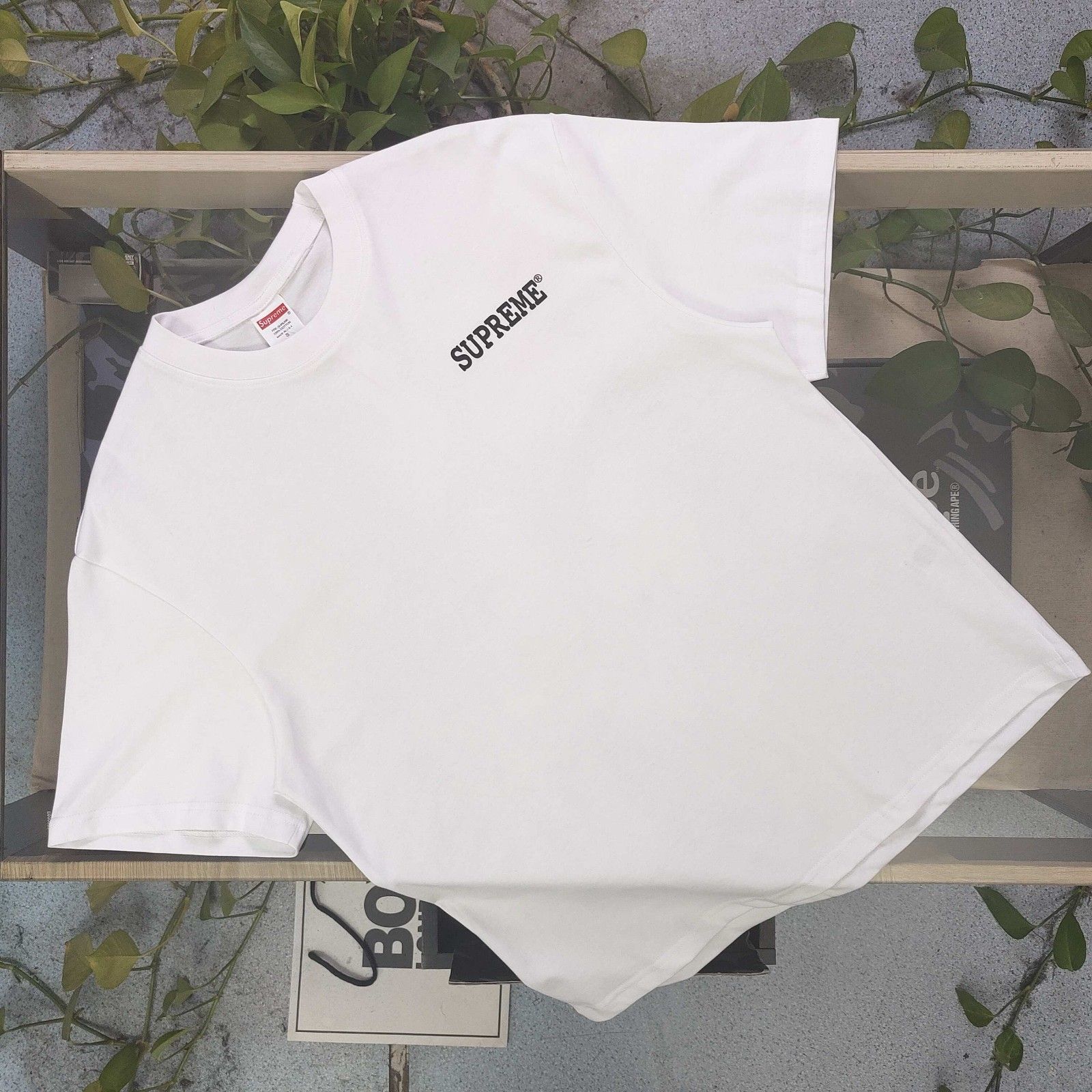 シュプリーム Supreme WEEKI短袖Ｔシャツ 人気 A29754