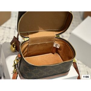 セリーヌ Celine Vanity バッグ ボックスバッグ A29890