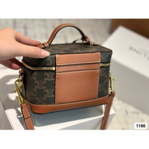 セリーヌ Celine Vanity バッグ ボックスバッグ A29890