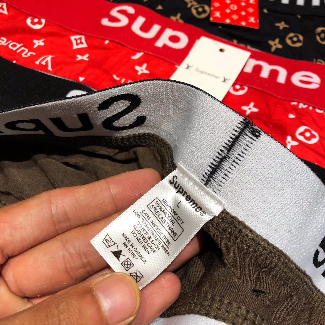 Supreme ルイヴィトンコラボ ボクサーパンツ 4枚セット メンズ 下着 A29940