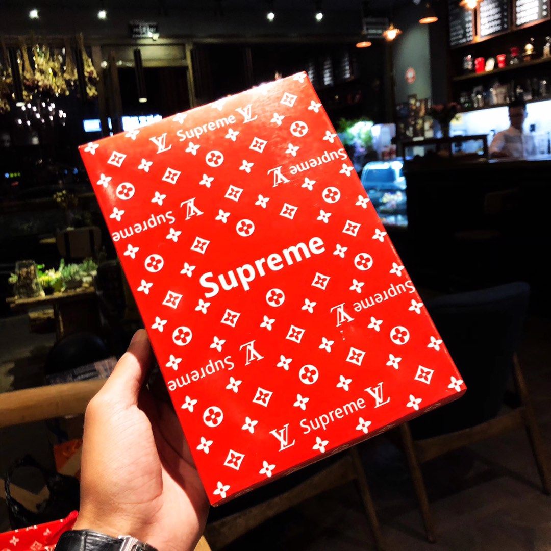 Supreme ルイヴィトンコラボ ボクサーパンツ 4枚セット メンズ 下着 A29940