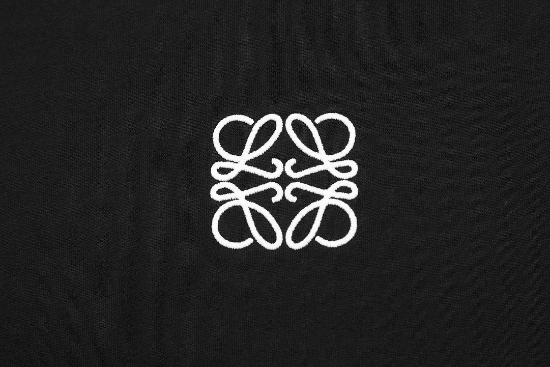 ロエベ Tシャツ 半袖 刺繍ロゴ シンプル A30001