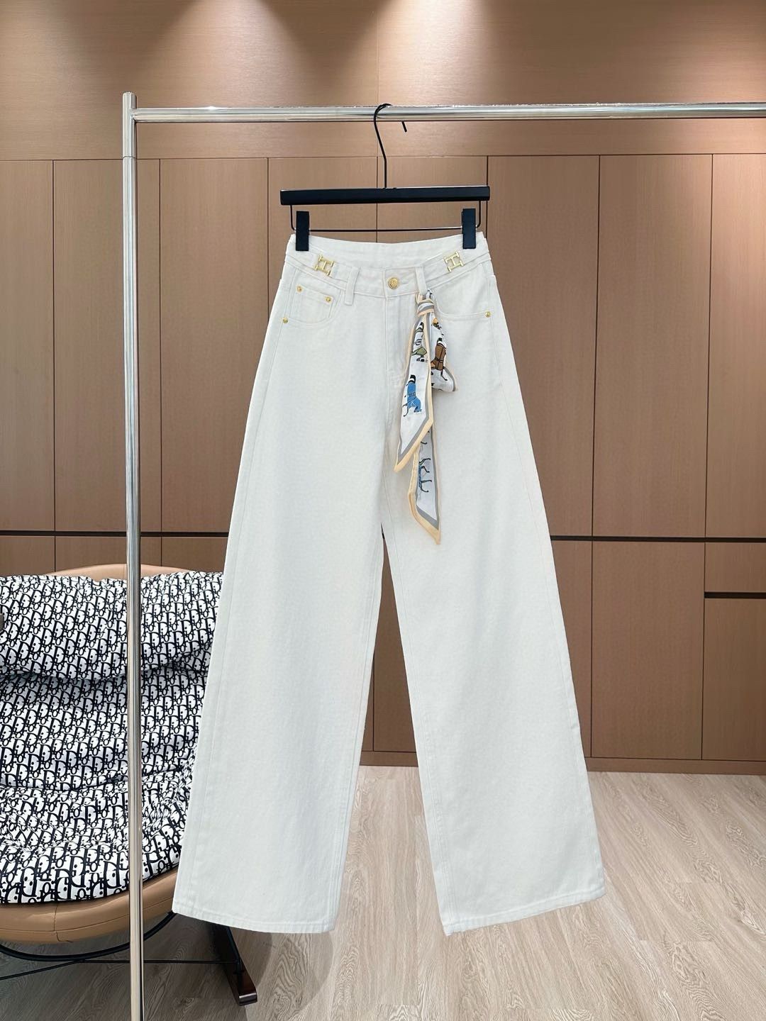 エルメス ジーンズ スカーフ付き オシャレ A30027
