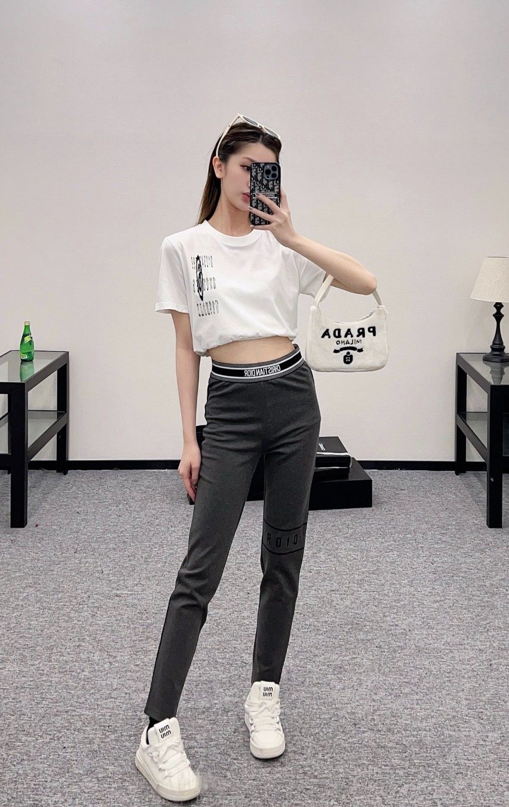 ディオール 高伸縮ウェビングストレートパンツ レディース向け A30160