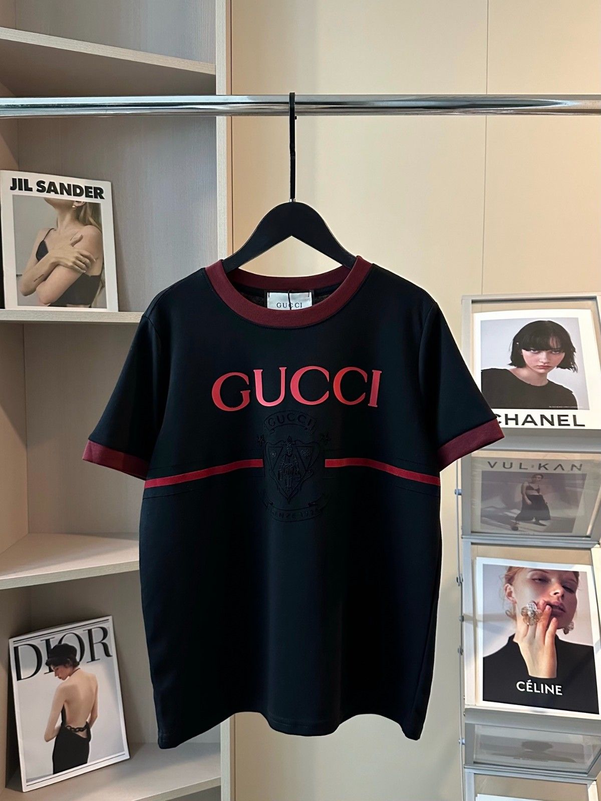 グッチ Tシャツ ショート レディース向け 可愛い A30205