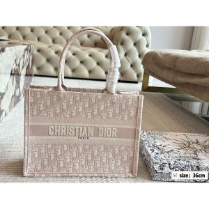 ディオール CDBooktote23 トートバッグ 刺繍 オシャレ A30307