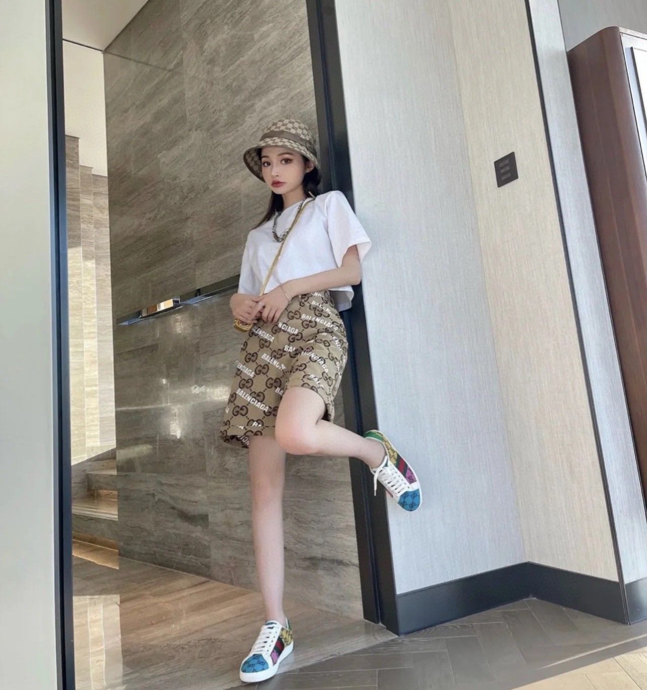 GUCCI x BALENCIAGA ハーフパンツ 総柄 カップル A30303
