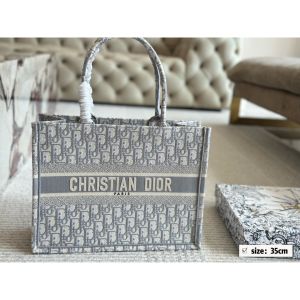 ディオール CDBooktote23 トートバッグ 刺繍 オシャレ A30317