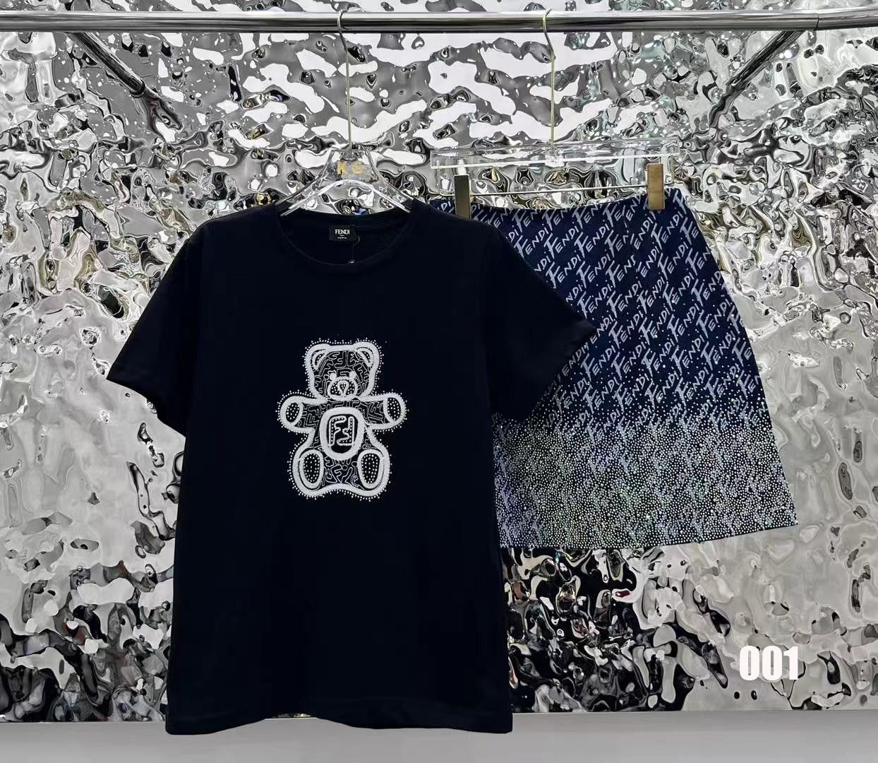 フェンディ 半袖Tシャツ＋スカート ファッショナブル A30314