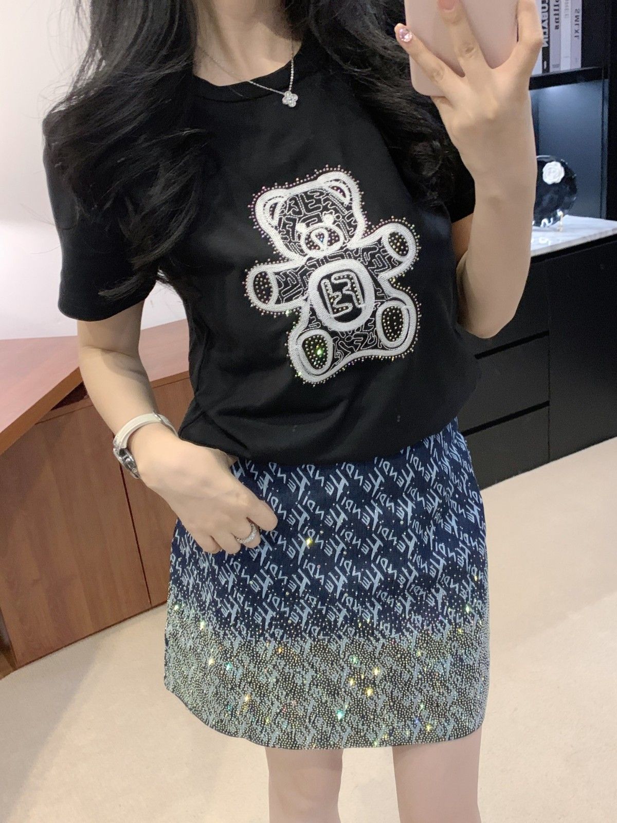 フェンディ 半袖Tシャツ＋スカート ファッショナブル A30314