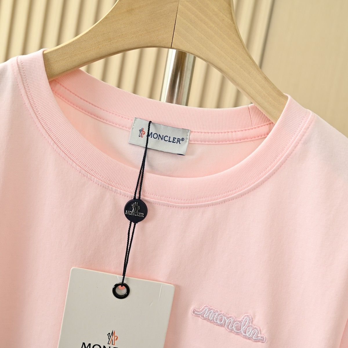 モンクレール Tシャツ半袖 レディース 4色 クラシック コットン A30328