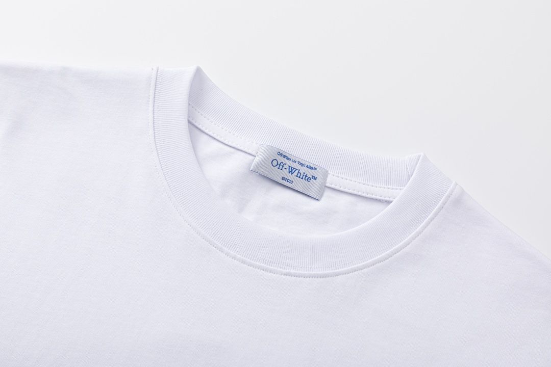 オフホワイト 半袖Tシャツ 新作 ルーズ ファション A30343