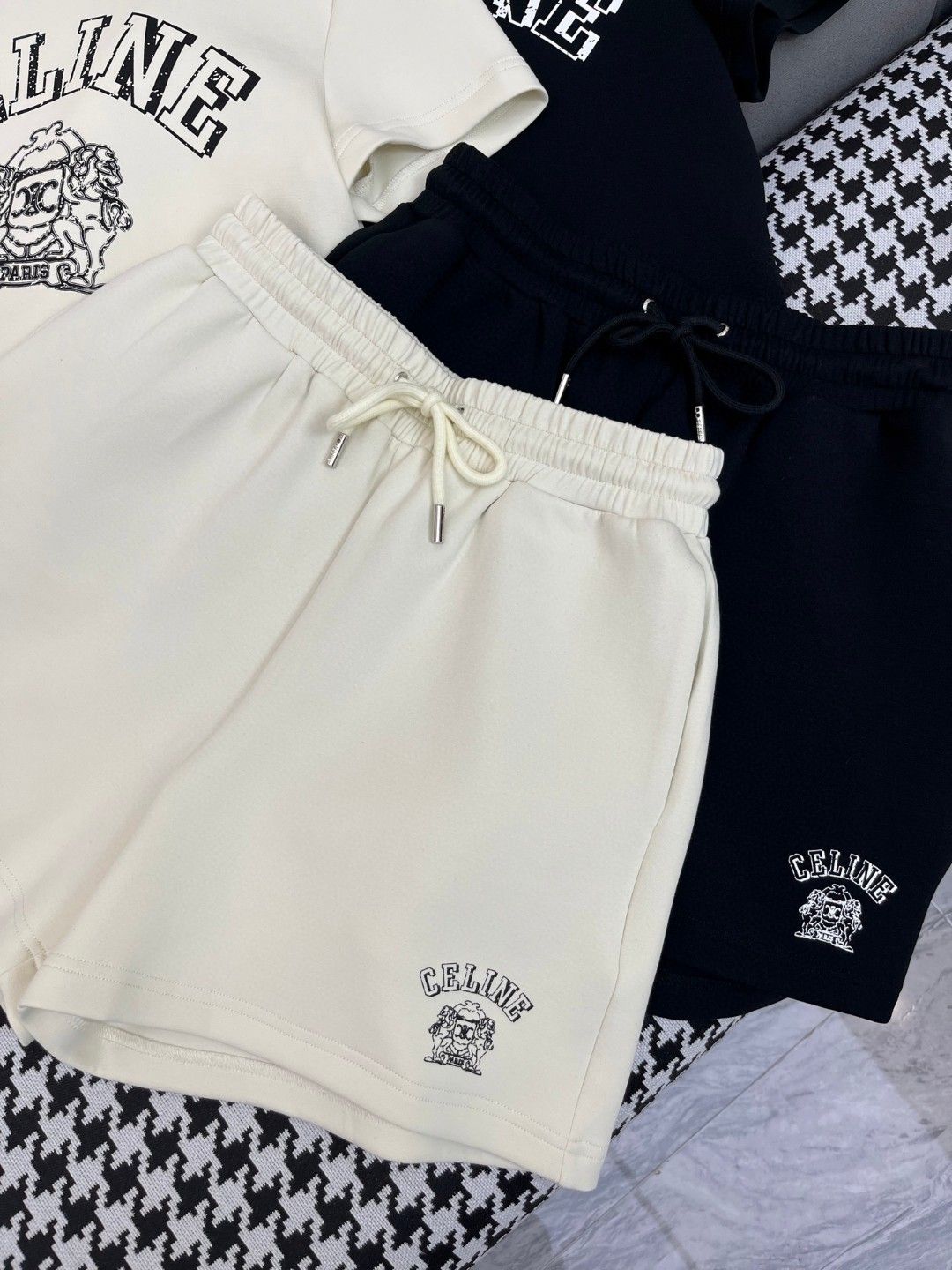セリーヌ セット Tシャツ+ショートパンツセット カジュアル A30347