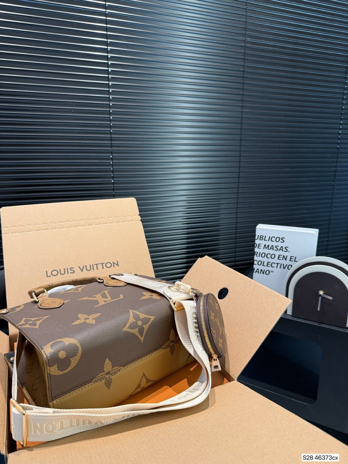 ルイヴィトン LV Onthego トートバッグ クラシック A30353