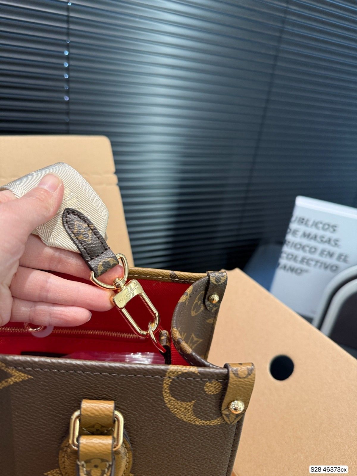 ルイヴィトン LV Onthego トートバッグ クラシック A30353