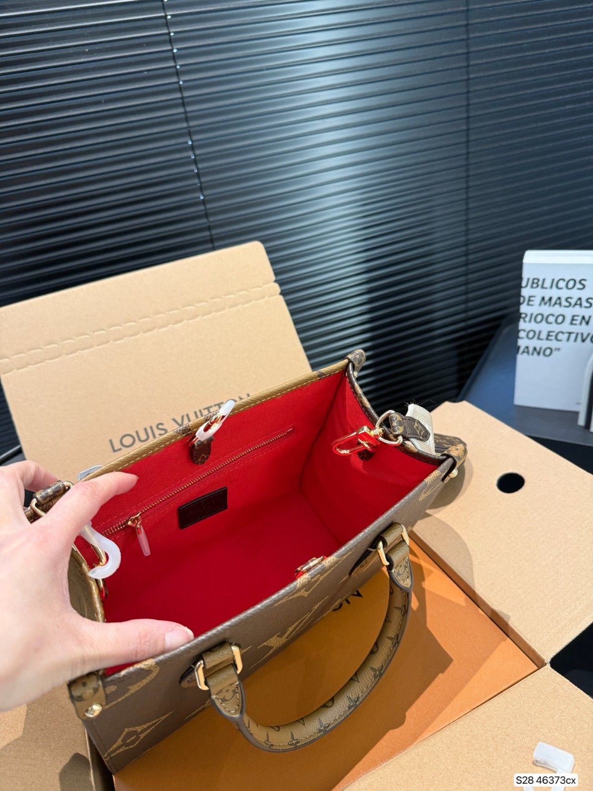 ルイヴィトン LV Onthego トートバッグ クラシック A30353