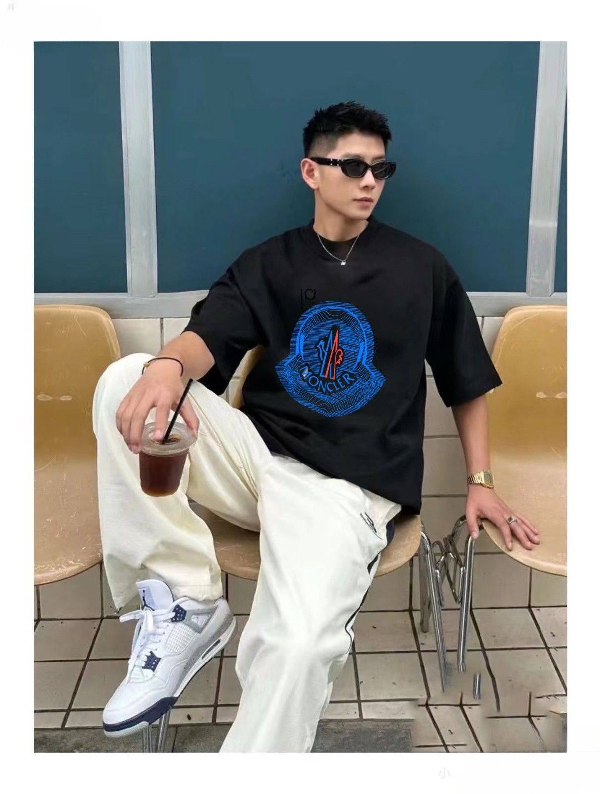 モンクレール ブルー ロゴ Tシャツ 男女兼用 カジュアル A30356