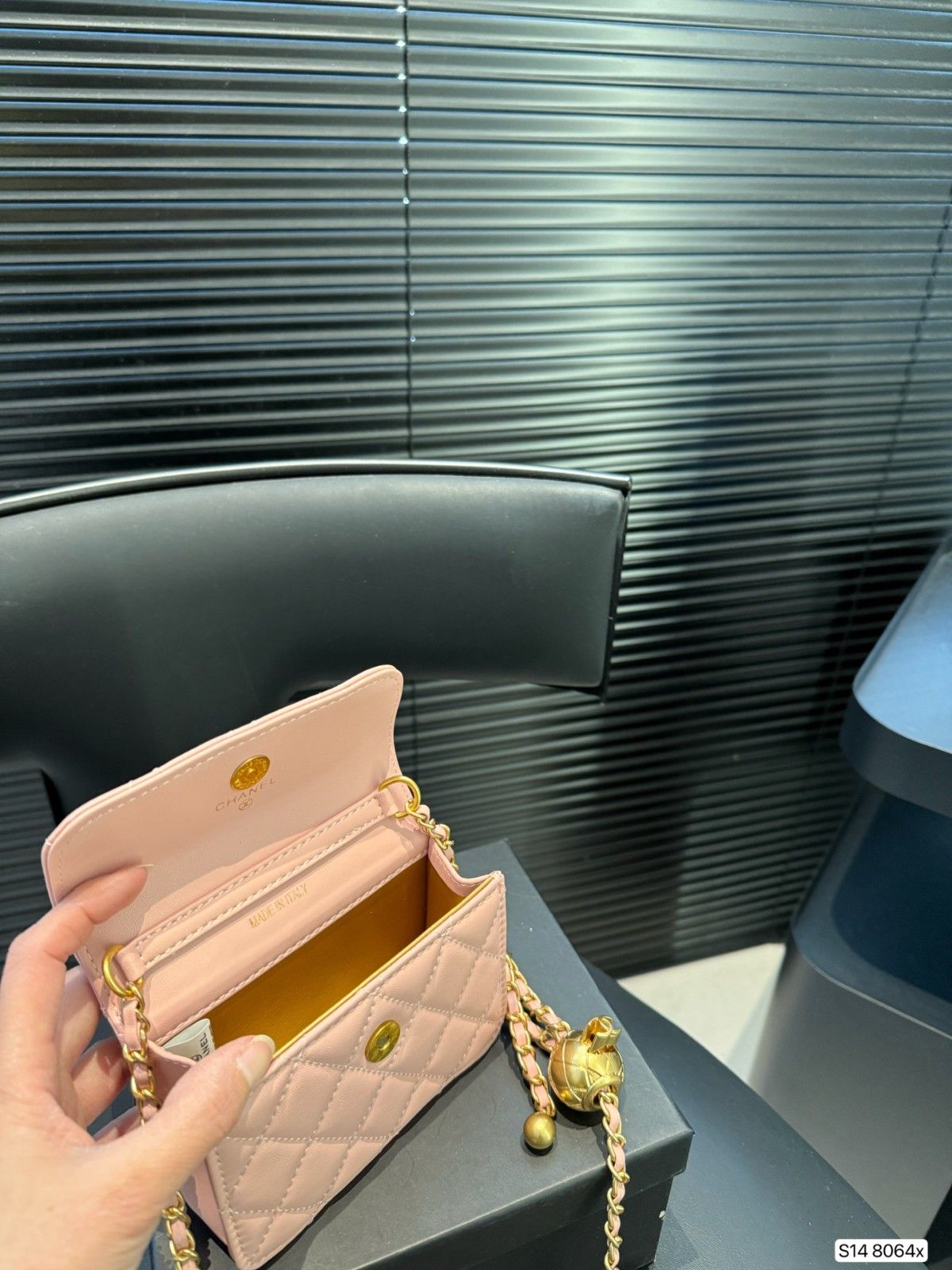 シャネル ミニバッグ バロンドール コインパース 可愛い A30369