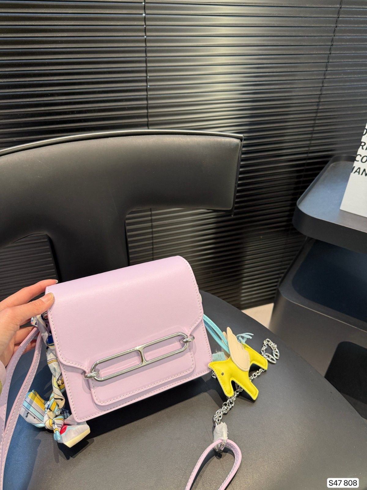 エルメス hermes roulis ショルダーバッグ 本革 高品質 A30368