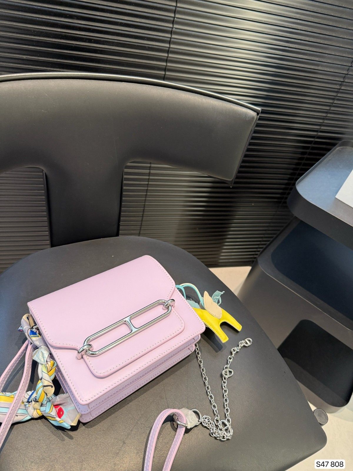 エルメス hermes roulis ショルダーバッグ 本革 高品質 A30368
