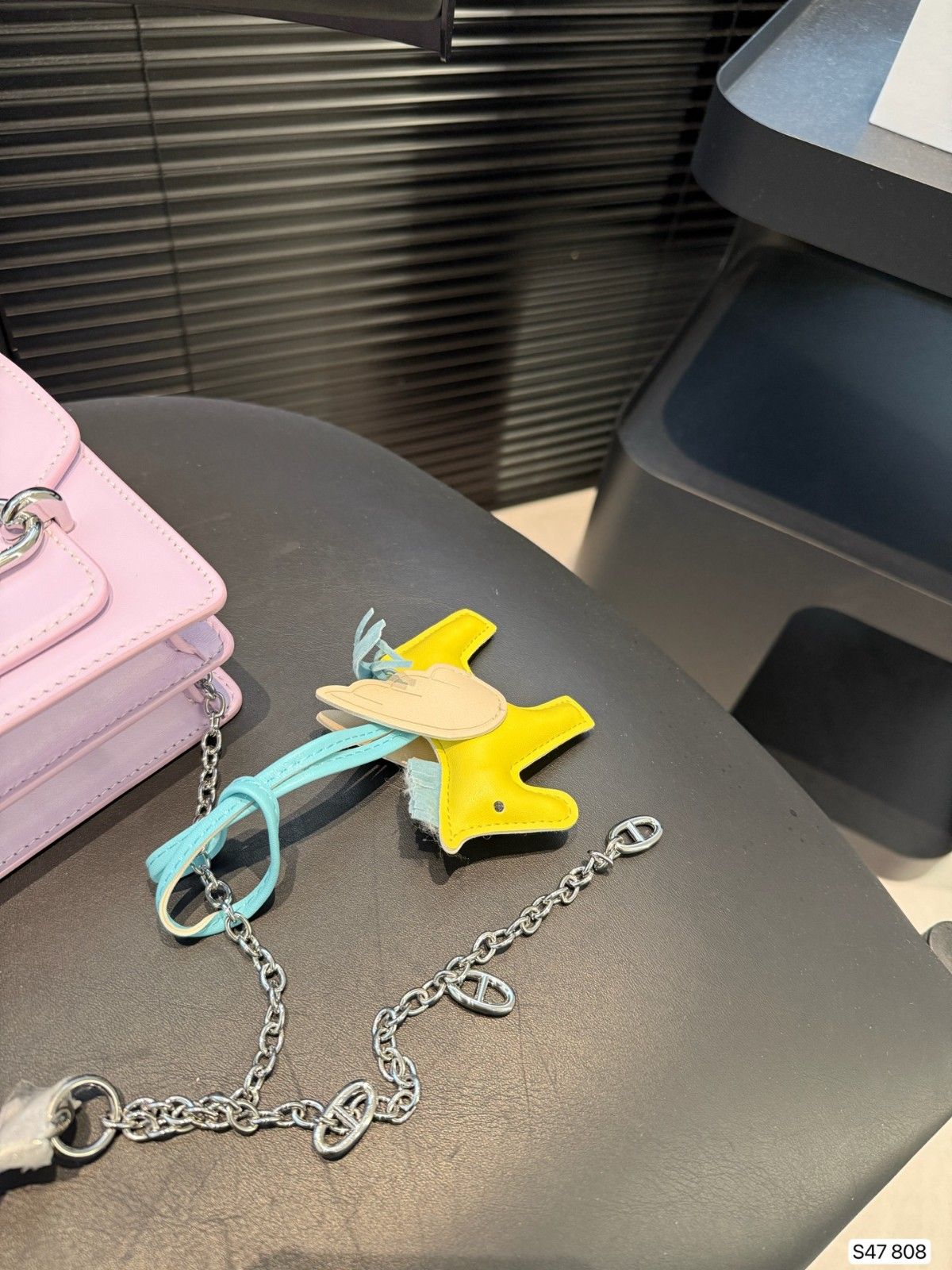 エルメス hermes roulis ショルダーバッグ 本革 高品質 A30368