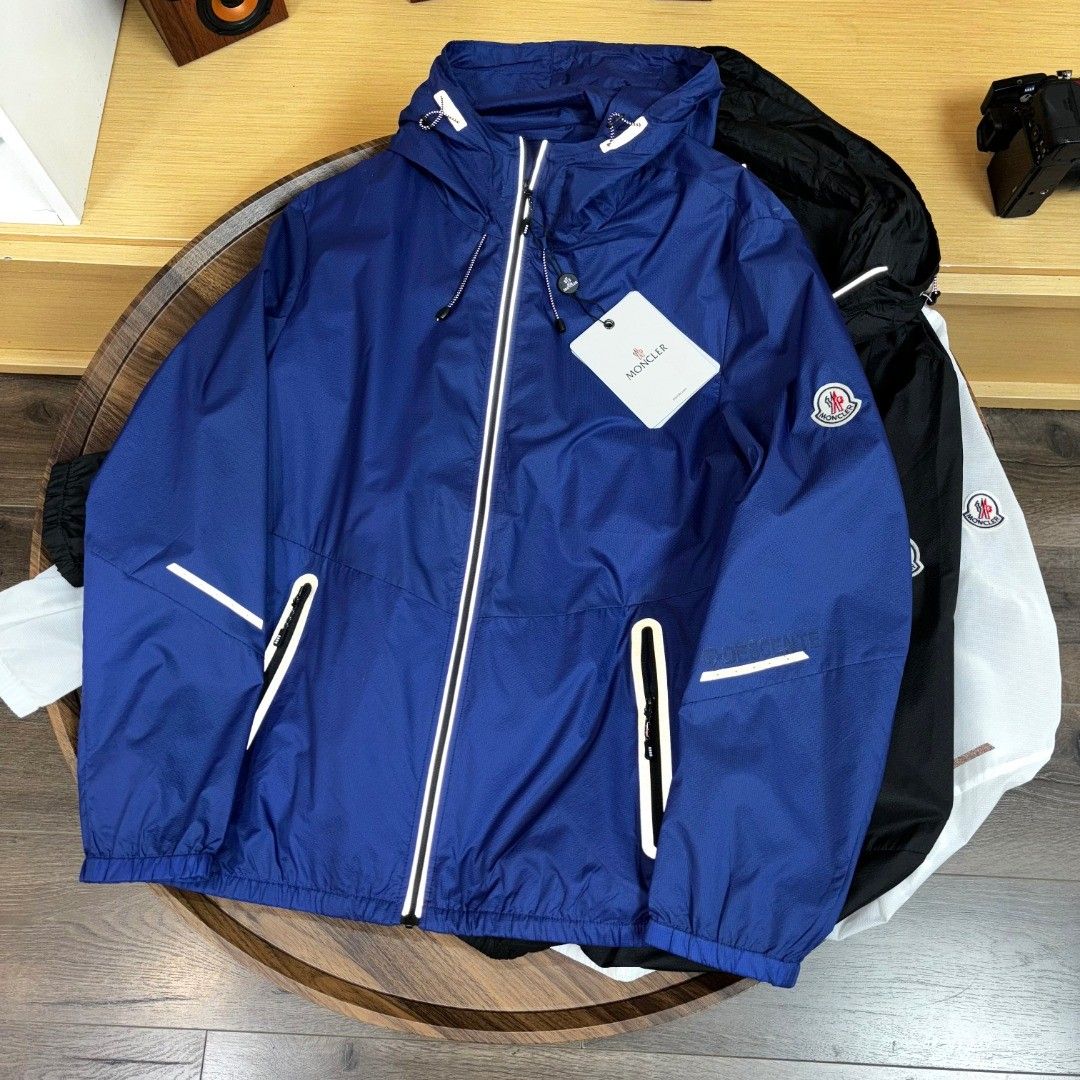 モンクレール 日焼け止め服ジャケット 夏用薄手 メンズ A30363