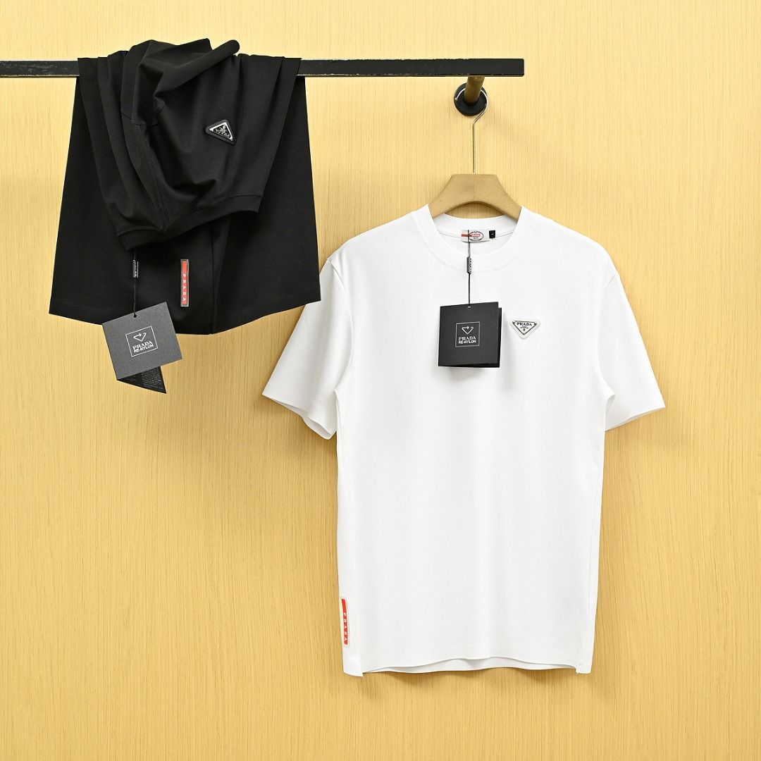 プラダ 半袖Tシャツ メンズ ファッション カジュアル A30364
