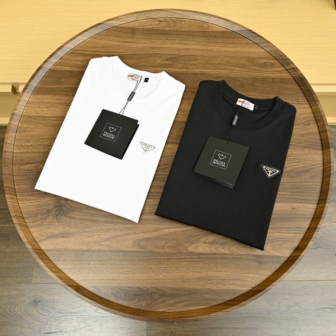 プラダ 半袖Tシャツ メンズ ファッション カジュアル A30364