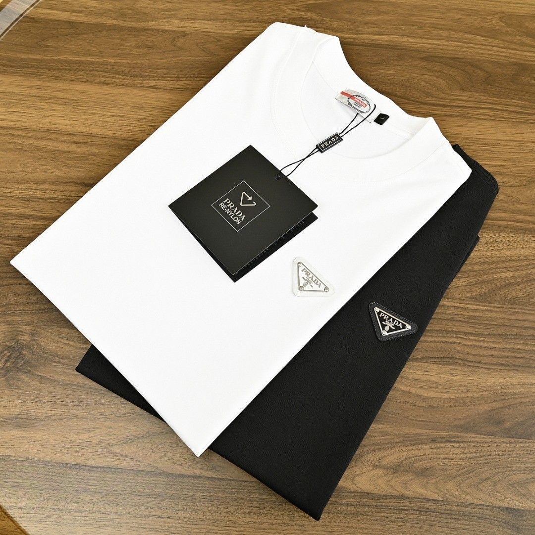 プラダ 半袖Tシャツ メンズ ファッション カジュアル A30364