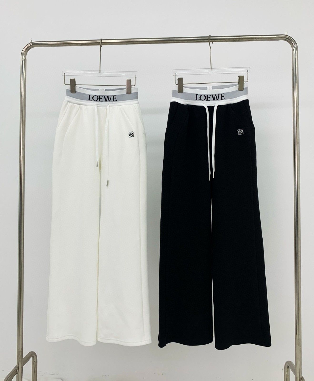 ロエベ カジュアルパンツ コントラストウェブトラックパンツ A30375