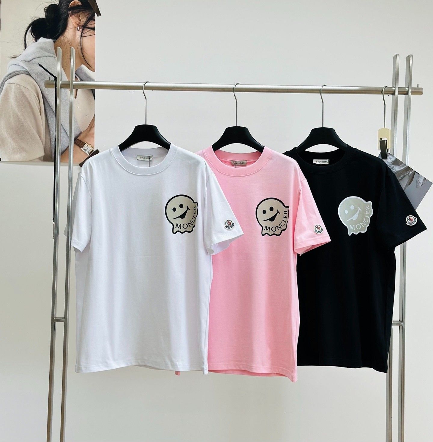 モノグラム Tシャツ リトルモンスター 男女兼用 A30378